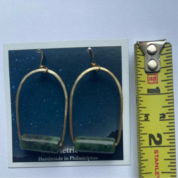 Handmade Earrings Arch Top Goldtone and Green Stone Boho Festival Goddess Modern - Picture 6 of 6